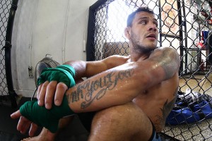 Dos Anjos (Dave Mandel/Sherdog)