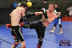 Gaethje (R) (Rob Tatum/Combat Press)