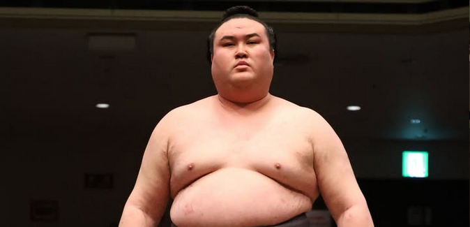 Sumo wrestler Kinbozan.