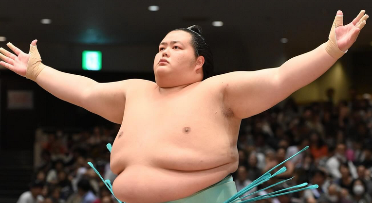 Sumo wrestler Kotozakura before he won the 2024 Kyushu basho.