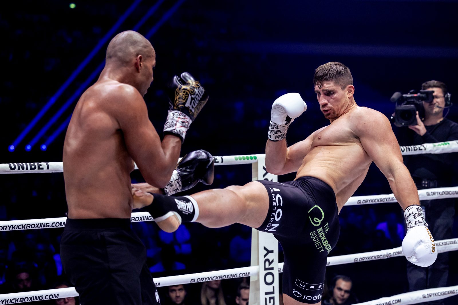 Rico Verhoeven vs. Levi Rigters